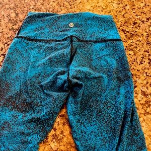 Lululemon 28 inch leggings